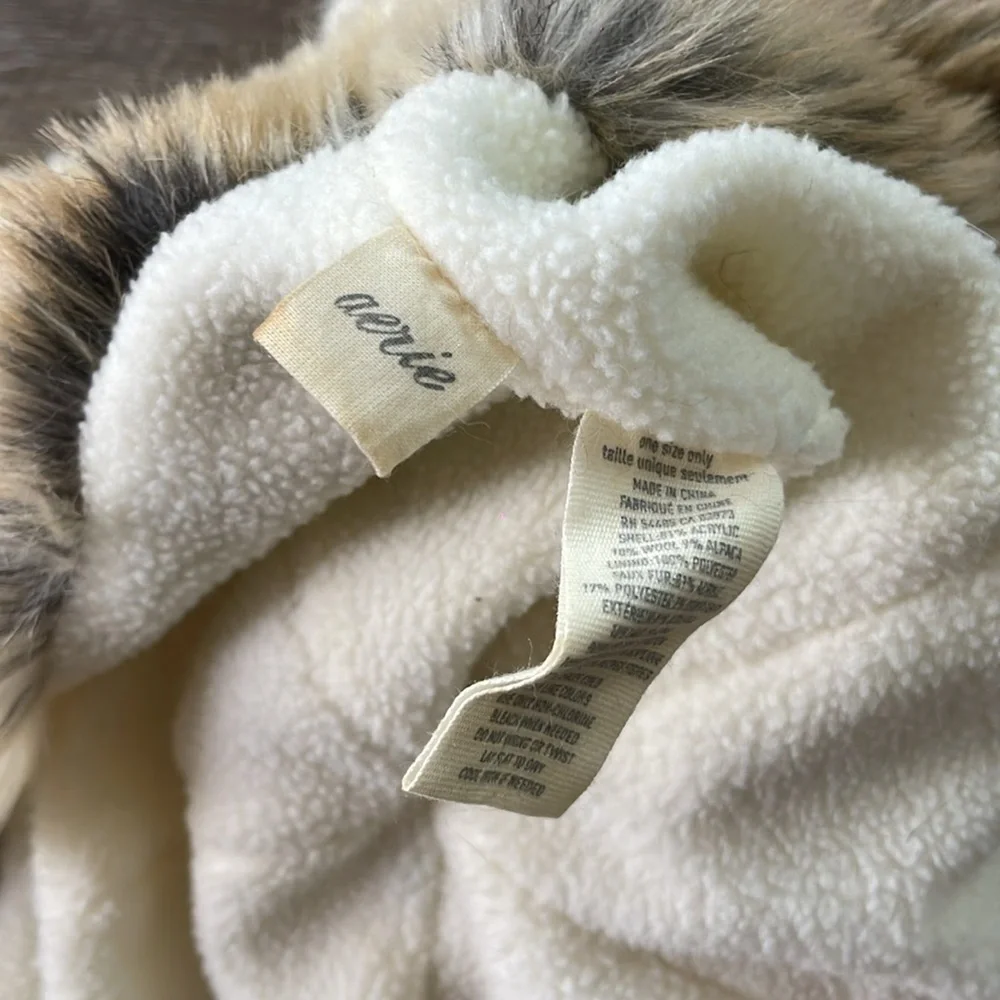 •| aerie hat - Picture 9 of 9